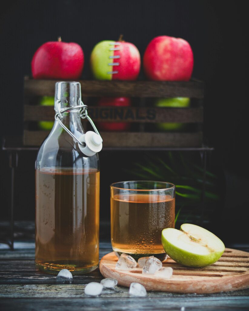 SIDE EFFECTS OF APPLE CIDER VINEGAR